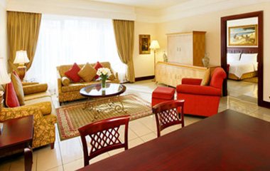 Royal Suite отеля Al Sondos Suites by Le Meridien Dubai 5*