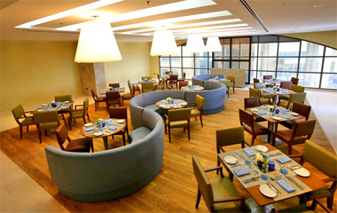 Ресторан отеля Amwaj Rotana - Jumeirah Beach 4*