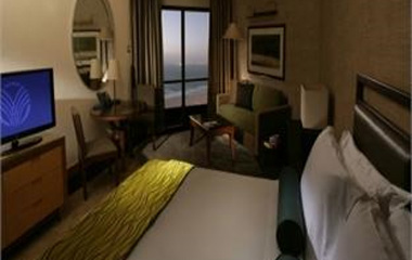 Номер отеля Amwaj Rotana - Jumeirah Beach 4*