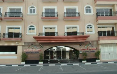 Отель Arabian Dreams Deluxe Hotel Apartments 4*