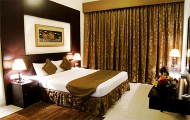 Номер отеля Arabian Dreams Deluxe Hotel Apartments 4*