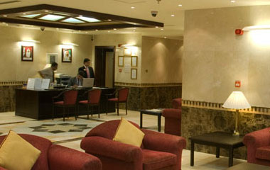 Отель Avari Al Barsha Hotel Aparments 4*