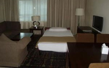 Номер отеля Avari Al Barsha Hotel Aparments 4*