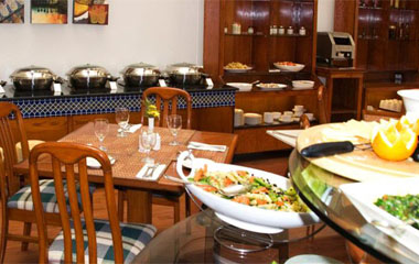 Ресторан отеля Avari Dubai Hotel 4*