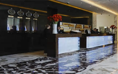 Отель Bonnington Jumeirah Lakes Towers 5*