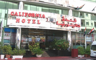 Отель California Hotel 3*