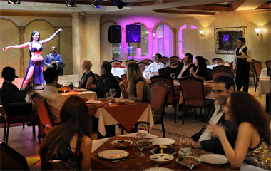 Ресторан отеля Carlton Tower Hotel Dubai 4*