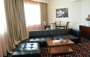 Номер отеля Cassells Al Barsha Hotel 4*