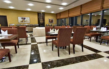 Ресторан отеля City Seasons Hotel Dubai 4*