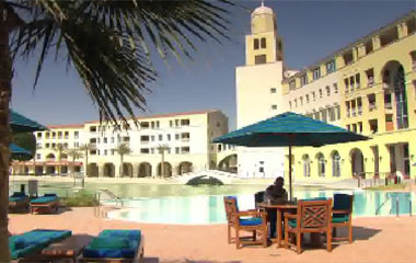 Отель Courtyard By Marriott Dubai Green Community 4*