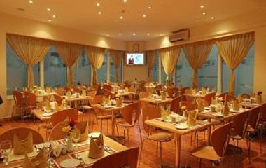 Ресторан отеля Howard Jonson Bur Dubai 3*