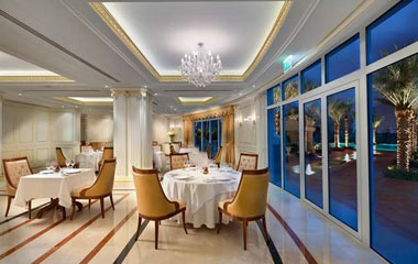Ресторан отеля Kempinski Hotel & Residences Palm Jumeirah 5*