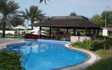 Отель Le Meridien Mina Seyahi Beach Resort and Marina 5*