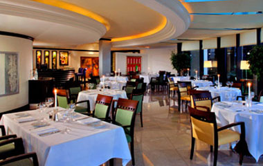 Ресторан отеля Le Royal Meridien Beach Resort and Spa 5*