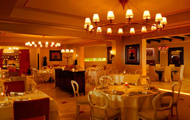 Ресторан отеля Le Royal Meridien Beach Resort and Spa 5*