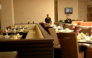 Ресторан отеля Lotus Grand Hotel Apartment 4*