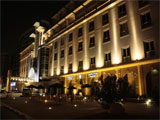 Отель Movenpick Hotel and Apartments Bur Dubai 5*