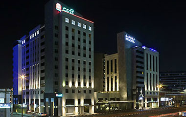 Отель Novotel Deira City Centre Hotel 4*