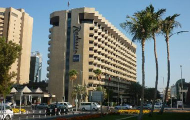 Отель Radisson Blu Hotel Dubai Deira Creek 5*