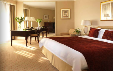 Номер отеля Radisson Blu Hotel Dubai Deira Creek 5*