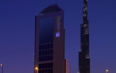 Отель Radisson Blu Hotel Dubai Downtown 4*