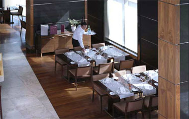 Ресторан отеля Radisson Blu Hotel Dubai Media City 4*