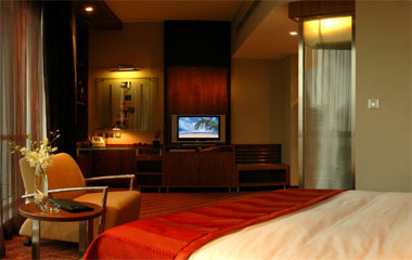 Номер отеля Radisson Blu Hotel Dubai Media City 4*