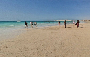Пляж отеля Ramada Chelsea Al Barsha 4*
