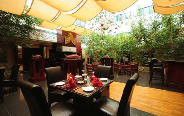 Ресторан отеля Ramada Continental Hotel 4*