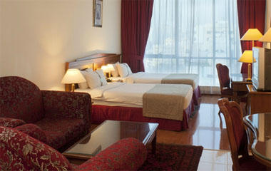Номер отеля Holiday Inn Sharjah 4*