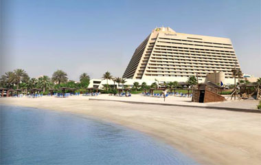 Пляж отеля Radisson Blu Resort Sharjah 5*