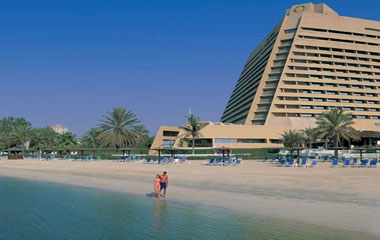 Пляж отеля Radisson Blu Resort Sharjah 5*