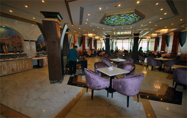 Ресторан отеля Royal Beach Resort & Spa 5*