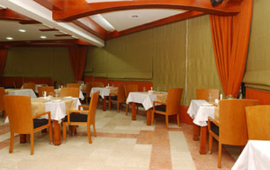 Ресторан отеля Verona Resort Sharjah 3*